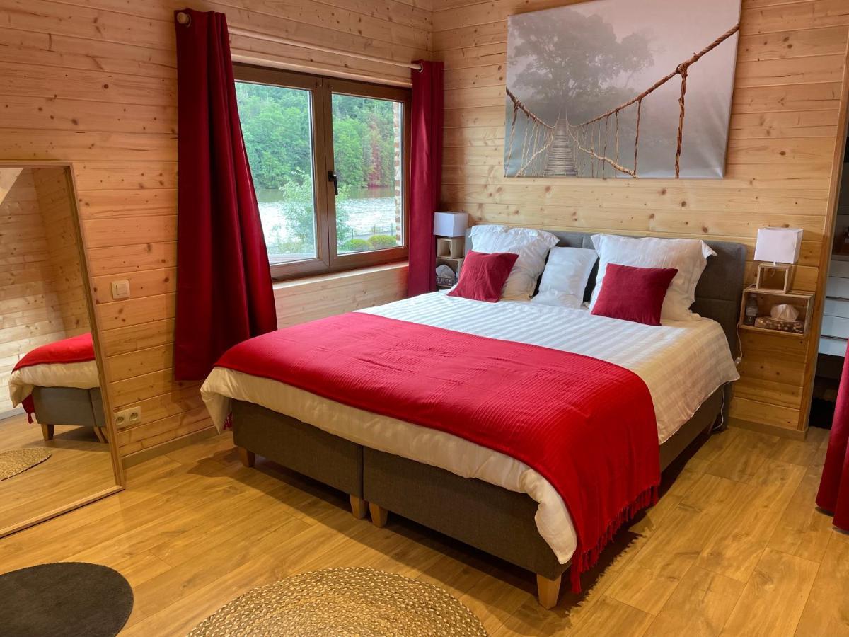 La Petite Maison Au Bord De L'Eau Hastiere-par-dela ภายนอก รูปภาพ